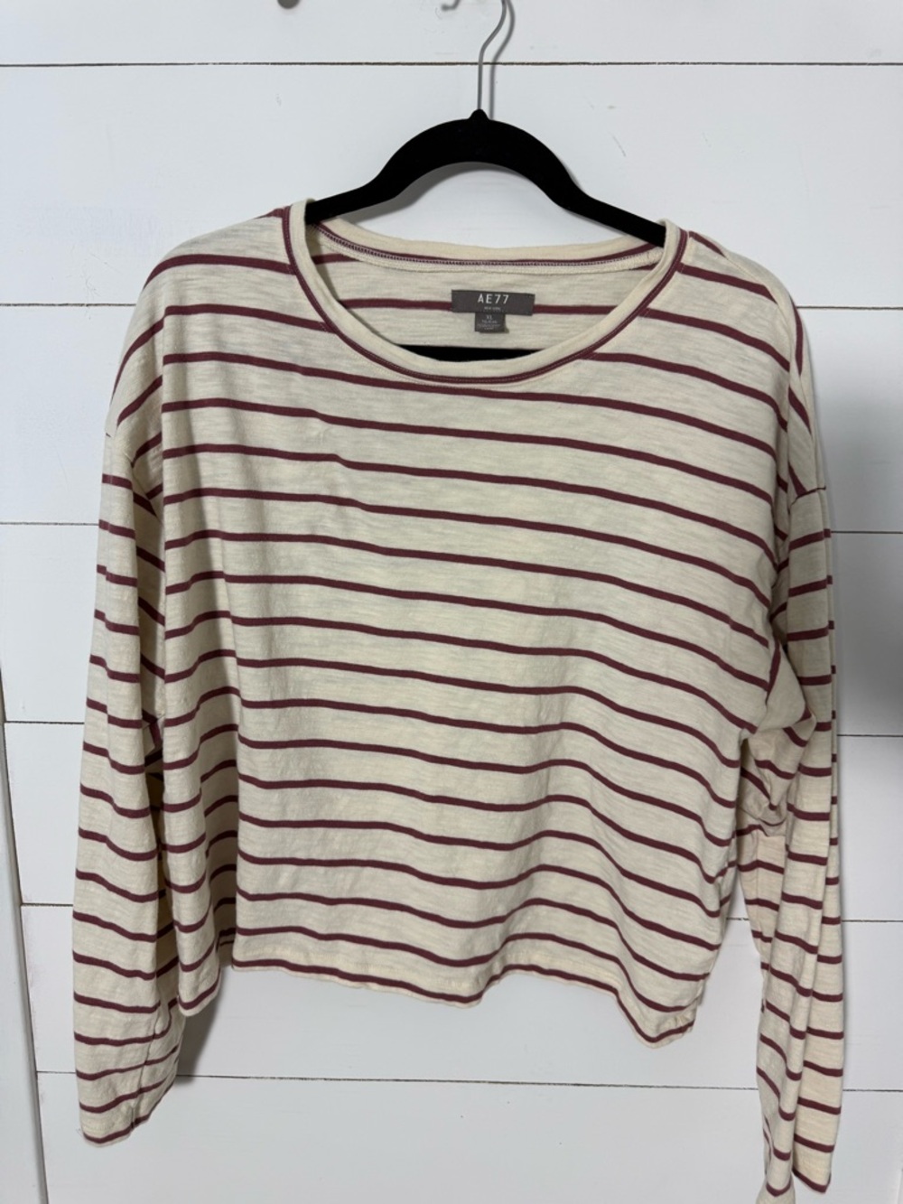 AE77 100% Cotton Striped Long Sleeve Cropped Tee Cream & Burgundy